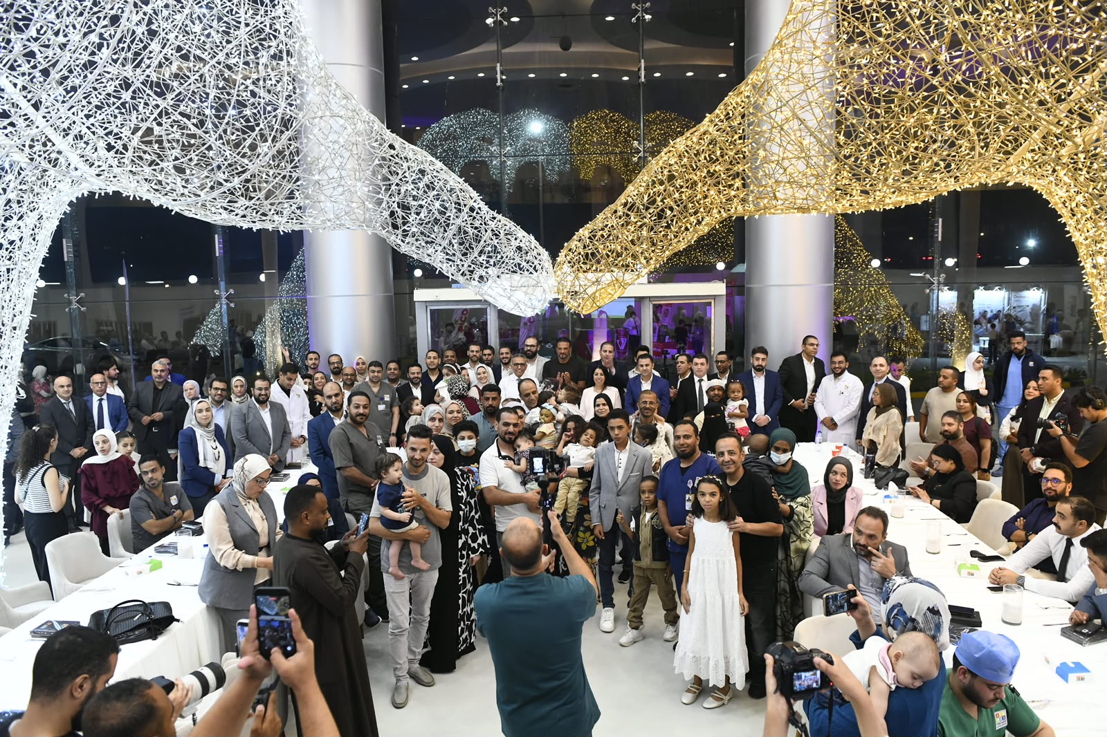 مستشفى الناس يحتفل بإنجاز زراعة كبد الأطفال (4)