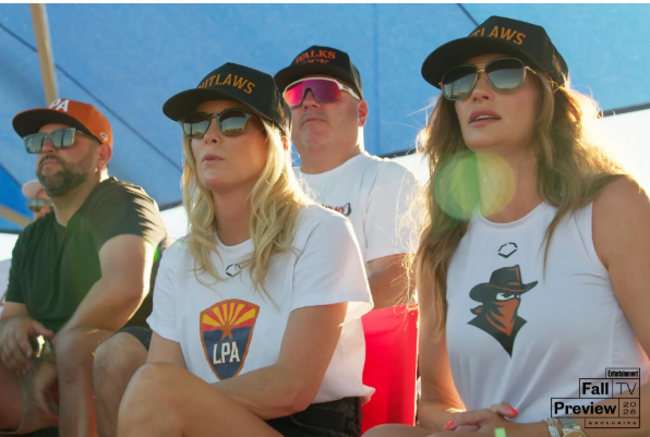 كيم كارداشيان تقدم أحدث برامج تلفزيون الواقع "Team Moms: Baseball”