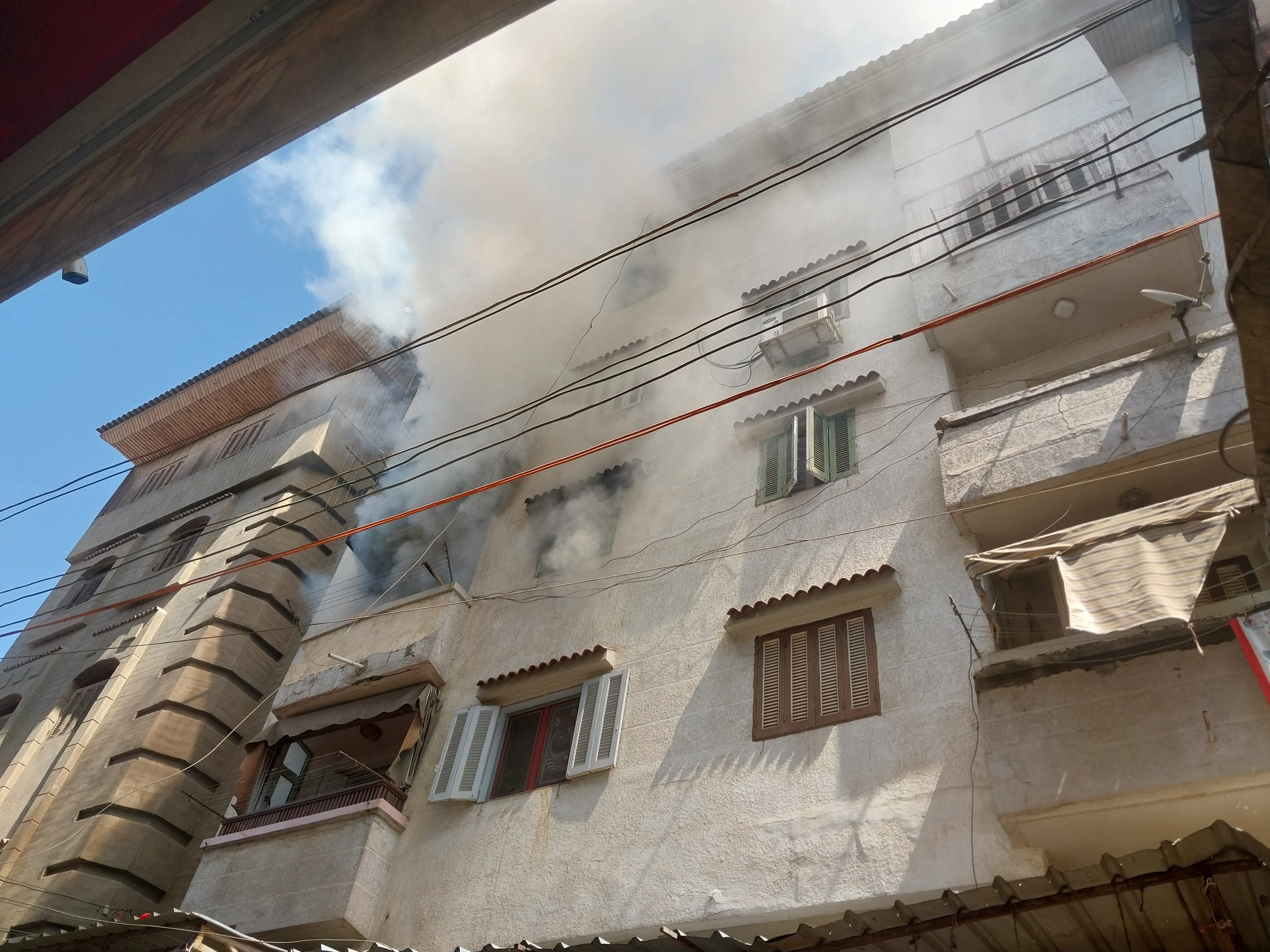 حريق يلتهم وحدة سكنية في دمياط حريق يلتهم وحدة سكنية في دمياط