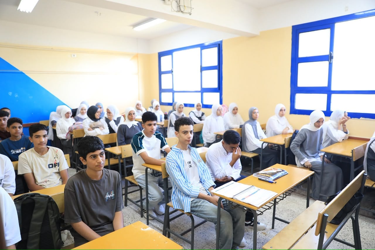 وزير التعليم يتفقد بدء الدراسة بمدارس كفر الشيخ