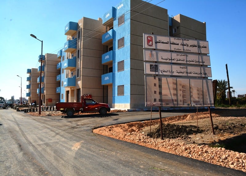 طرق جديدة بجوار العمارات السكنية الجديدة