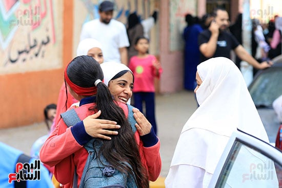 اللقاء بعد فترة الاجازة المدرسية