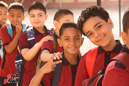 فرحة-الأطفال-فى-الطابور فرحة-الأطفال-فى-الطابور