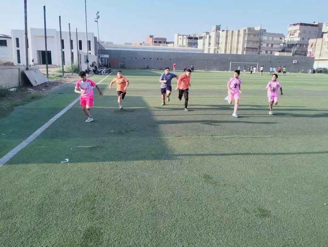 تطوير ملاعب مراكز الشباب