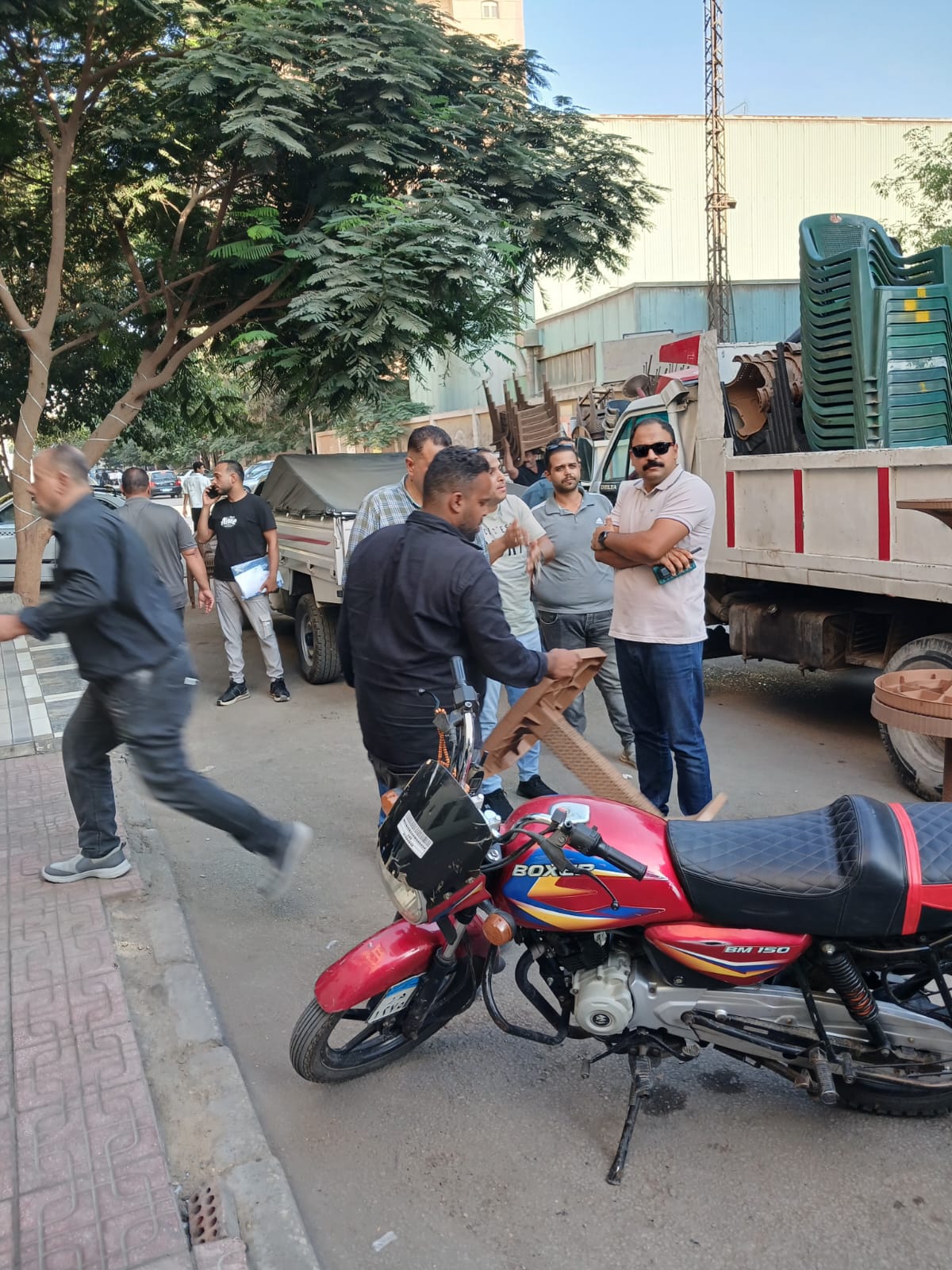 حملة بحي العجوزة لرفع إشغالات المحلات (5)