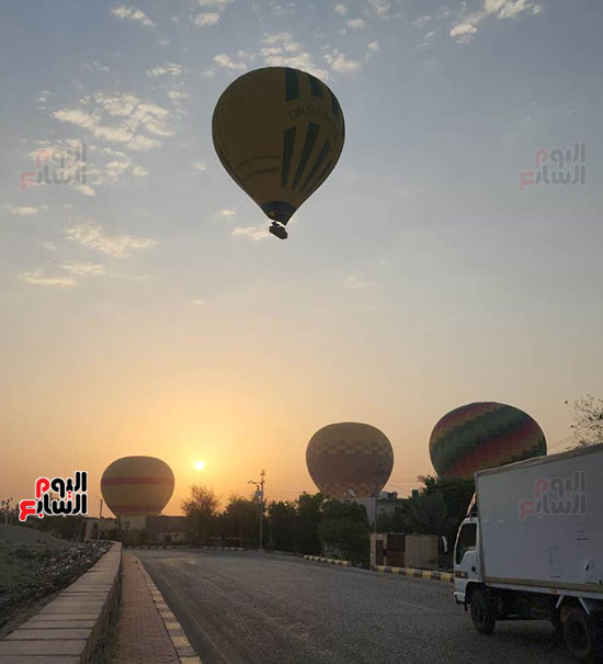 لحظات-خروج-رحلات-البالون-الطائر-من-جديد لحظات-خروج-رحلات-البالون-الطائر-من-جديد
