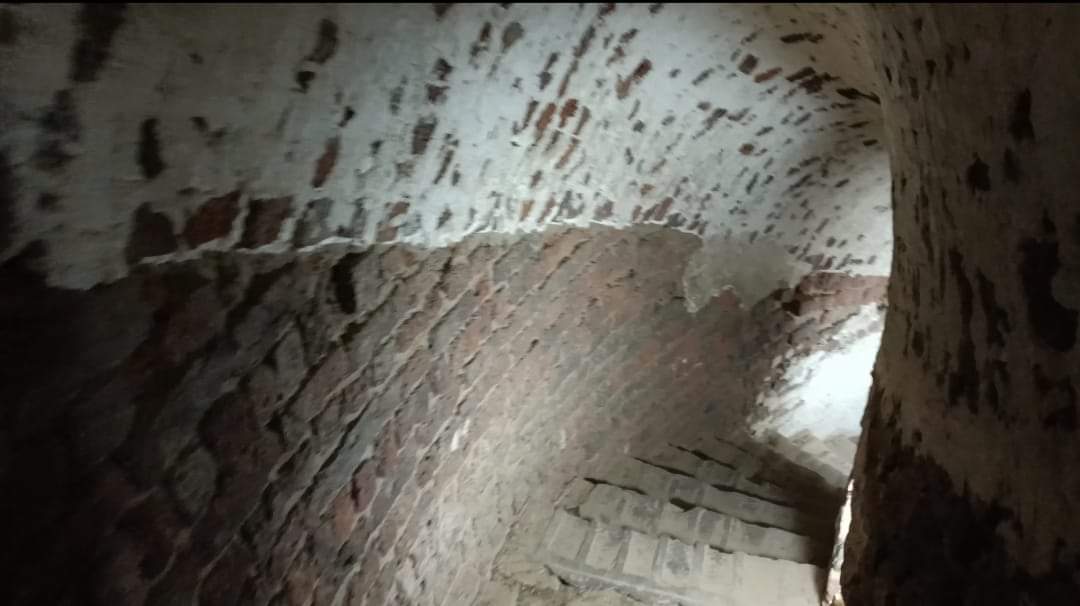 سراديب تونا الجبل