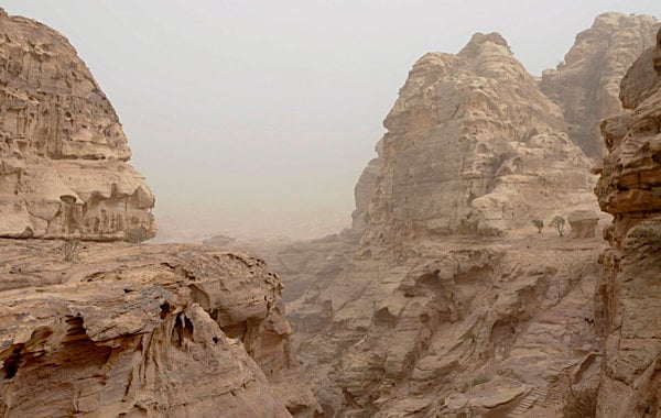 جبل الدخان (2)