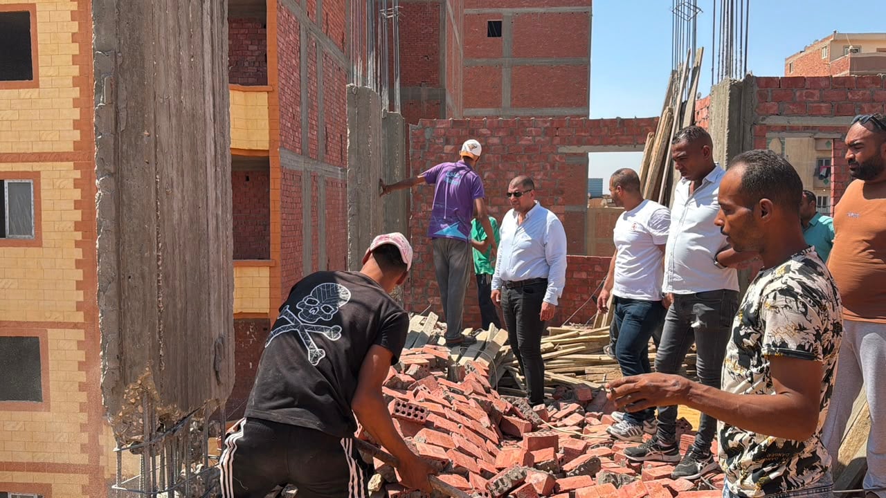 إزالة مخالفات بناء في أوسيم (2)