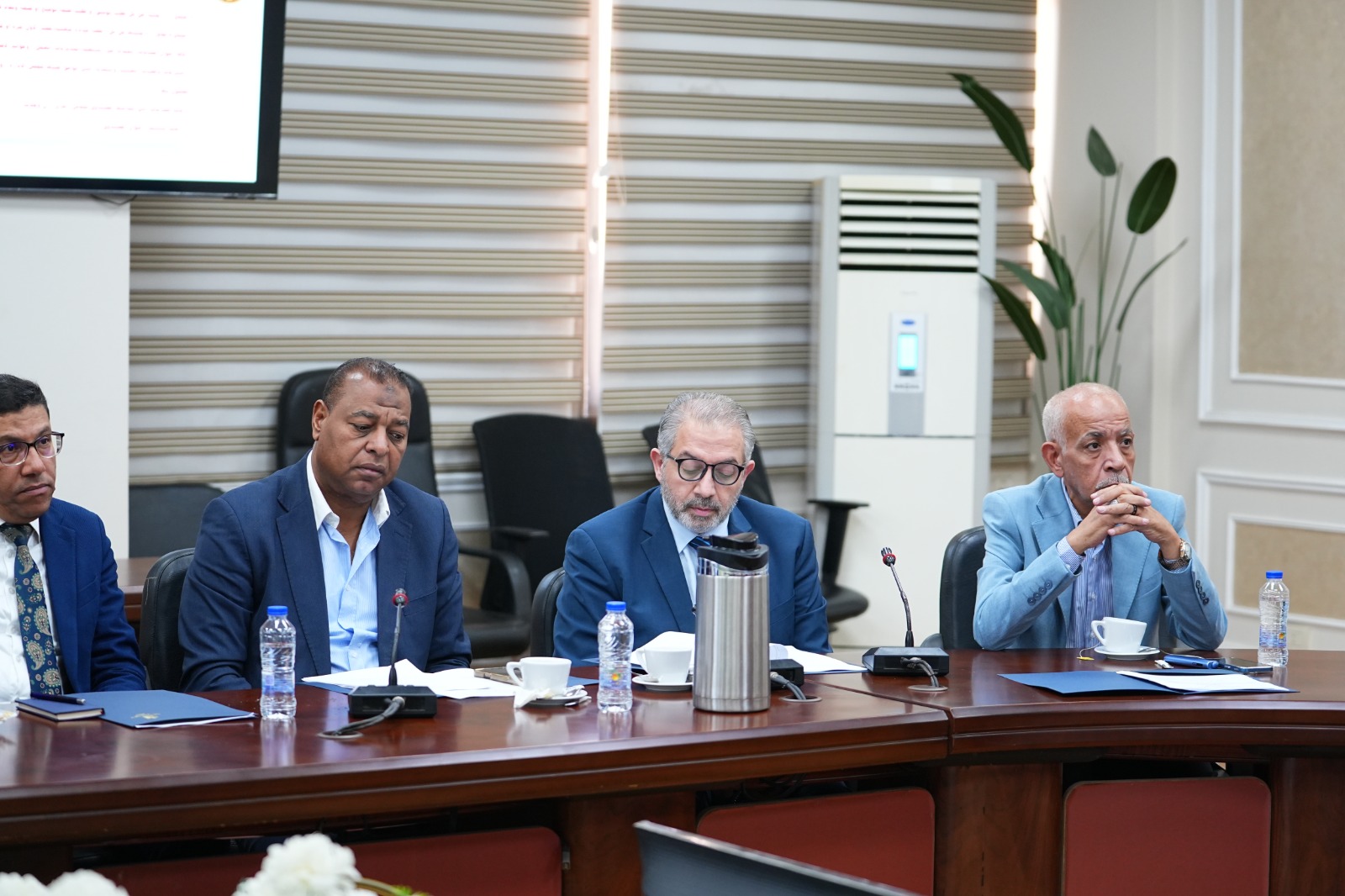 اجتماع صندوق العمالة غير المنتظمة (1)