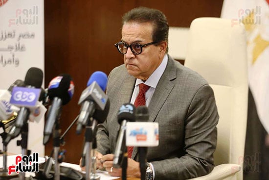 مؤتمر وزير الصحه (3)