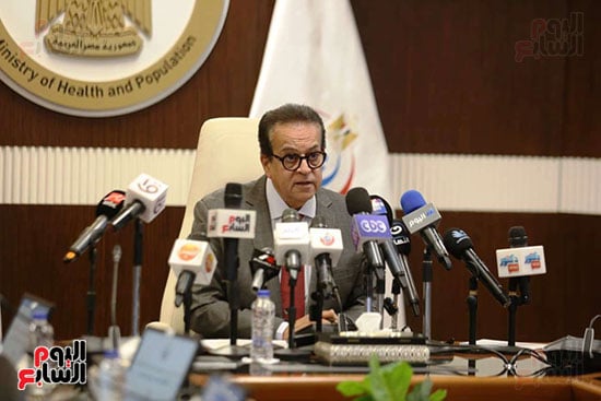 مؤتمر وزير الصحه (5)