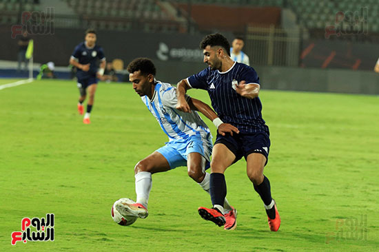 اوباما لاعب بيراميدز (2)