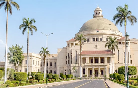 جامعة-القاهرة