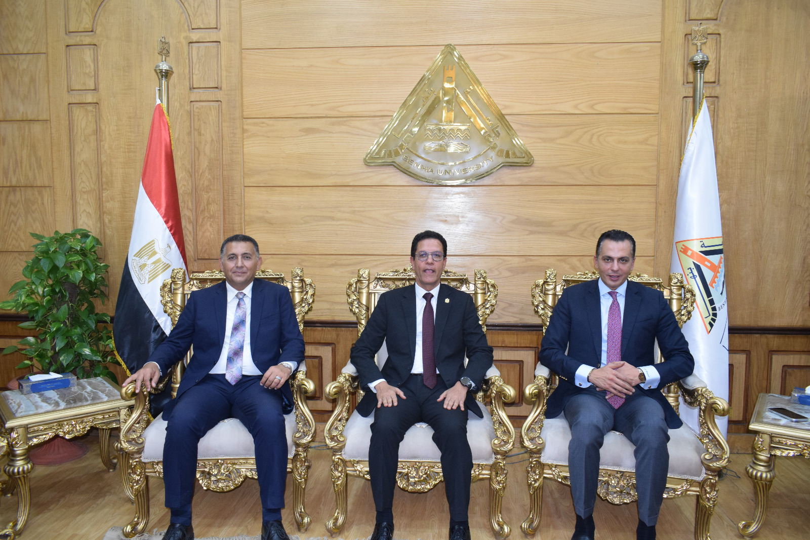 خلال اللقاء بجامعة بنها