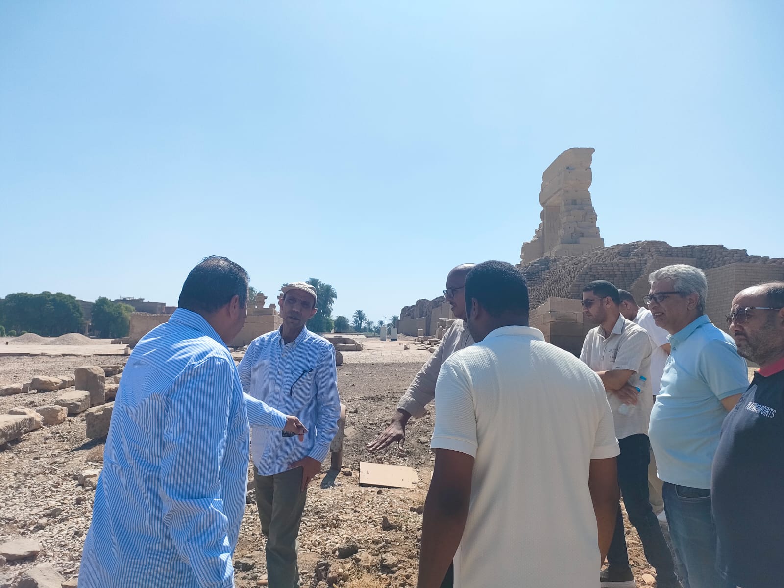 توجيهات باستكمال ترميم المعابد الأثرية توجيهات باستكمال ترميم المعابد الأثرية