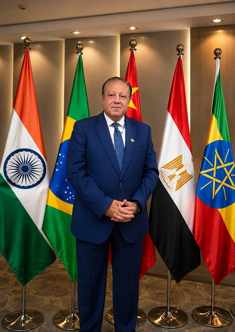 الدكتور هشام عزمي