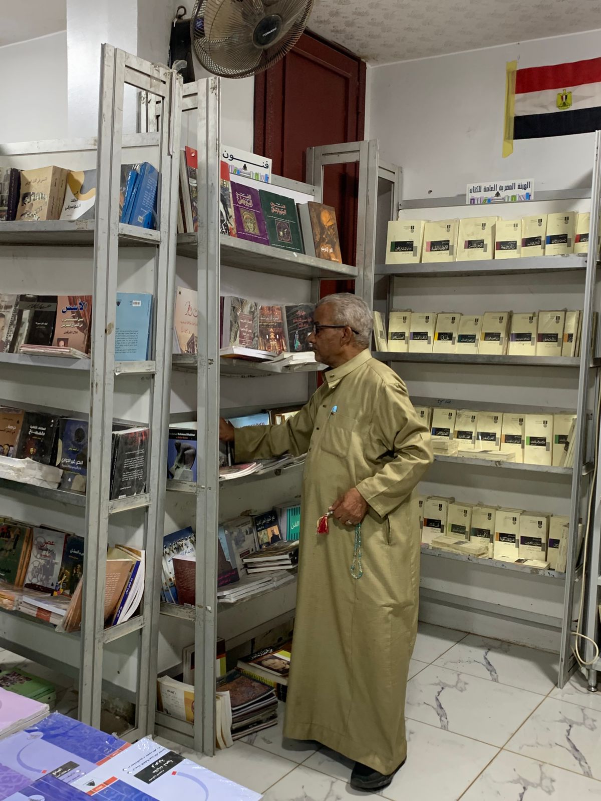 الدورة السادسة من معرض طحانوب للكتاب