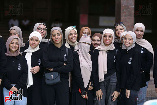 استقبال طلاب جامعة عين شمس (15)