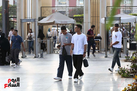  استقبال الطلاب الجدد  (3)