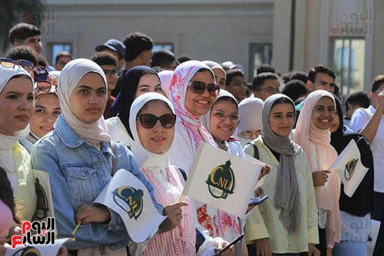 الطلاب بجامعة القاهرة الأهلية  (3)