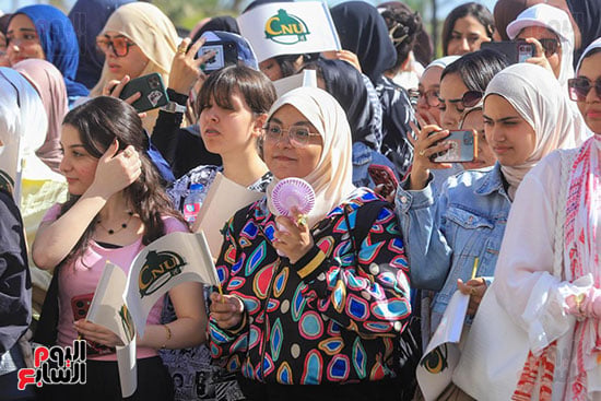 الطلاب بجامعة القاهرة الأهلية  (8)