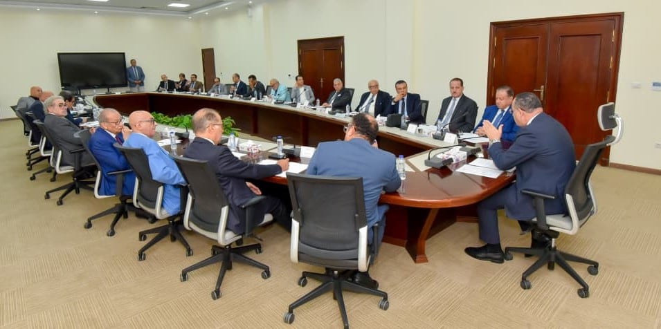 اجتماع اللجنة العليا لمعرض القاهرة الدولي للكتاب اجتماع اللجنة العليا لمعرض القاهرة الدولي للكتاب