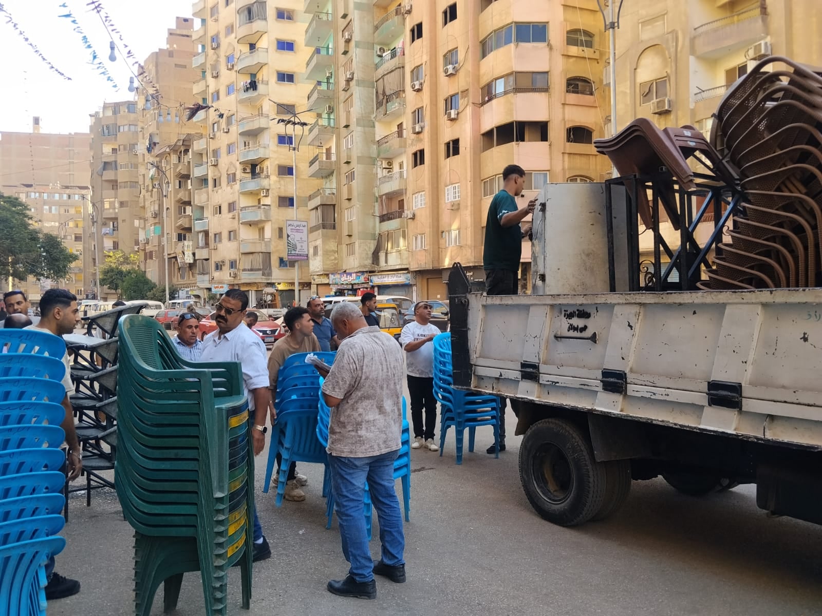 حملات مكبرة ترفع الإشغالات والتعديات من شوارع بولاق الدكرور حملات مكبرة ترفع الإشغالات والتعديات من شوارع بولاق الدكرور
