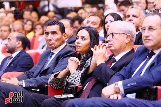 وزيرة التضامن ووزير الشباب والرياضة خلال المؤتمر وزيرة التضامن ووزير الشباب والرياضة خلال المؤتمر