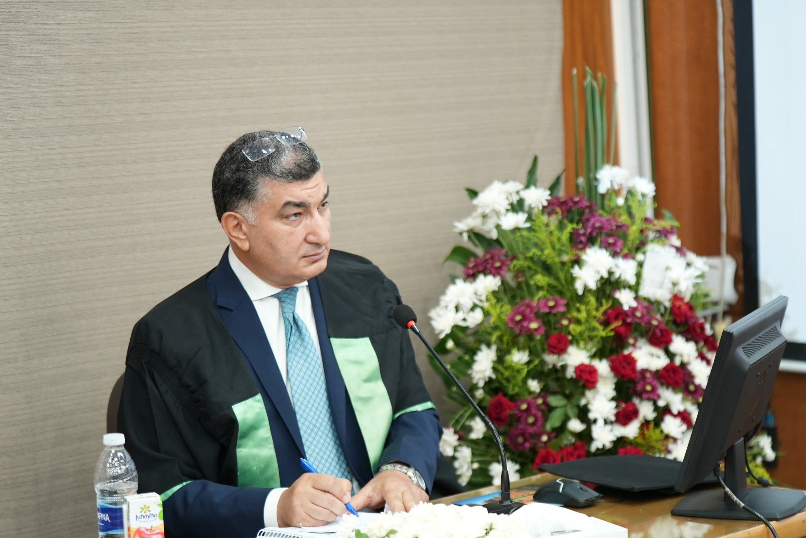 ef51040f-4f59-4ed0-a139-2afdb609dcb2 ef51040f-4f59-4ed0-a139-2afdb609dcb2