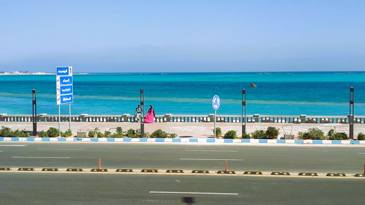 اجواء رائعة على شواطئ كورنيش 1مطروح اجواء رائعة على شواطئ كورنيش 1مطروح