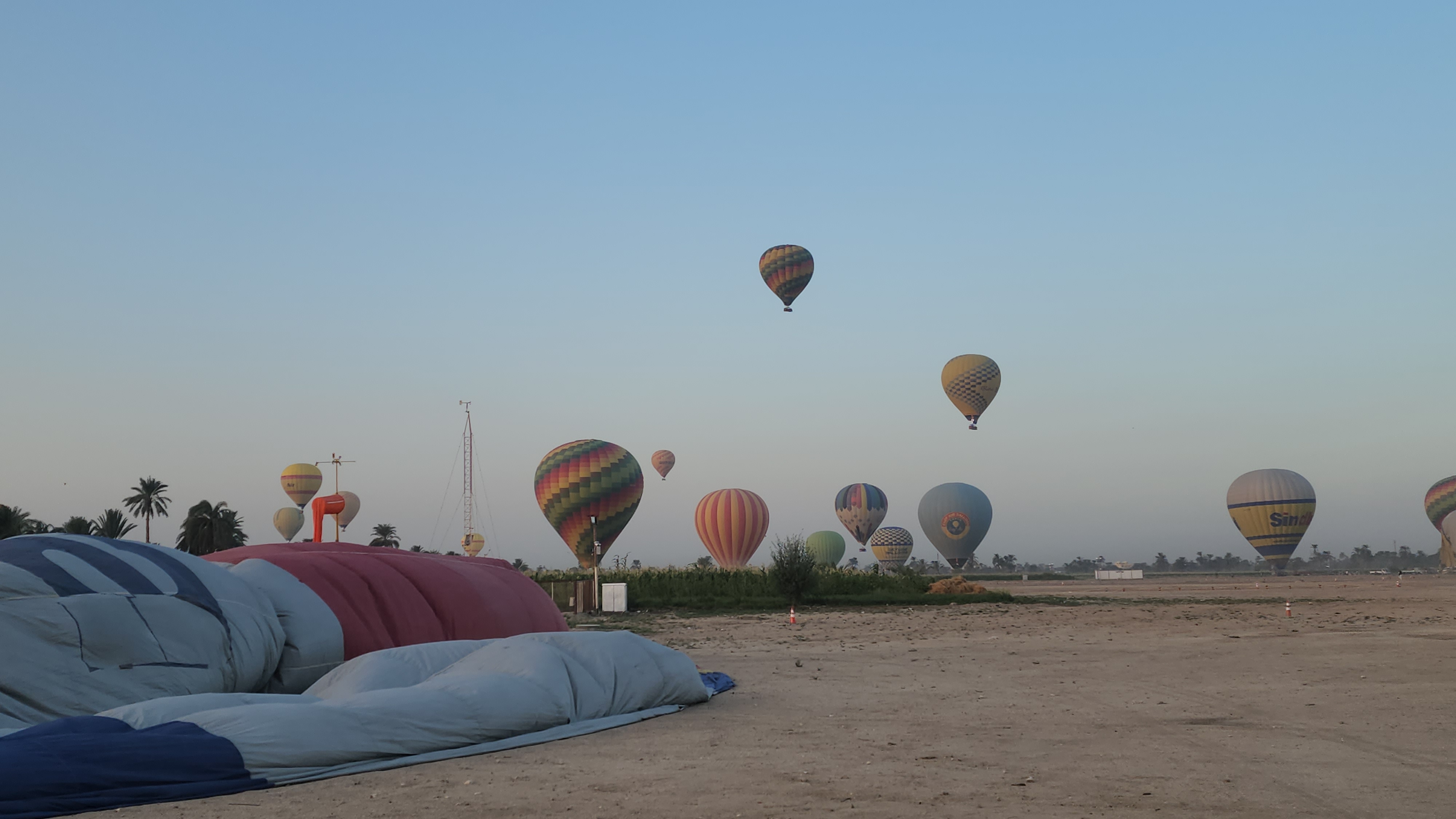 رحلات البالون الطائر (3)