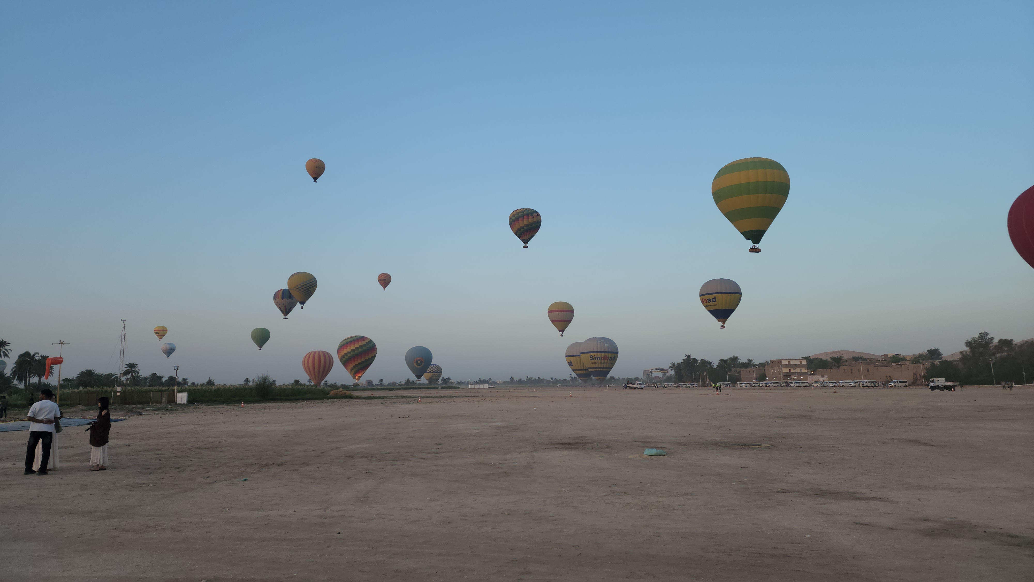 رحلات البالون الطائر (6)