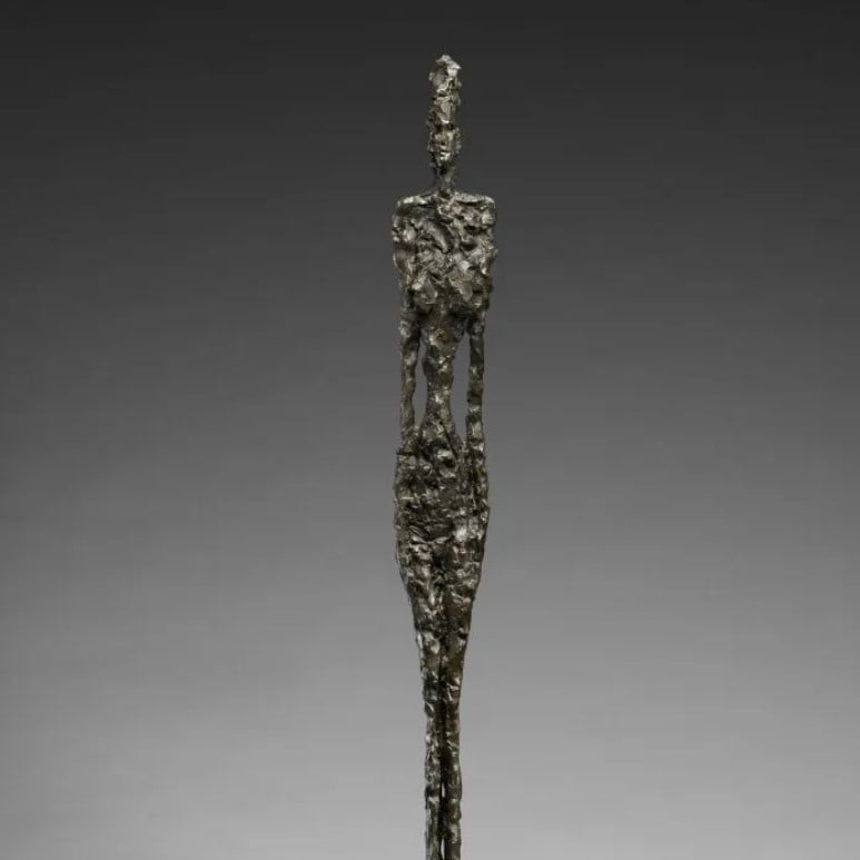 تمثال الفنان ألبرتو جياكوميتي