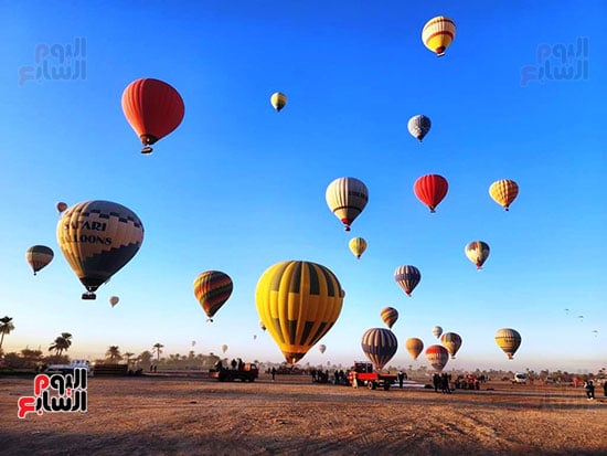 السحر-لحظات-خروج-رحلات-البالون-فى-سماء-الأقصر السحر-لحظات-خروج-رحلات-البالون-فى-سماء-الأقصر
