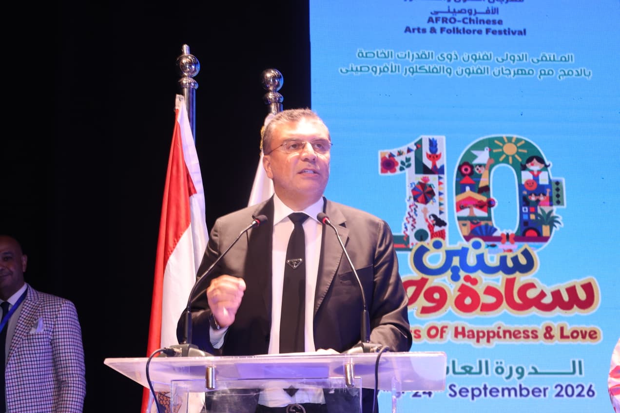 الاعلامي عمرو الليثي