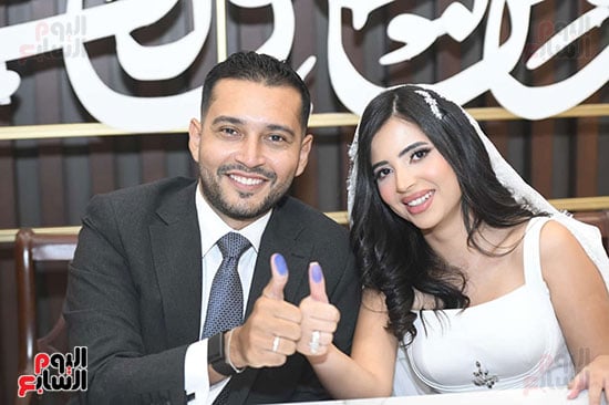 نجل صابرين وعروسته