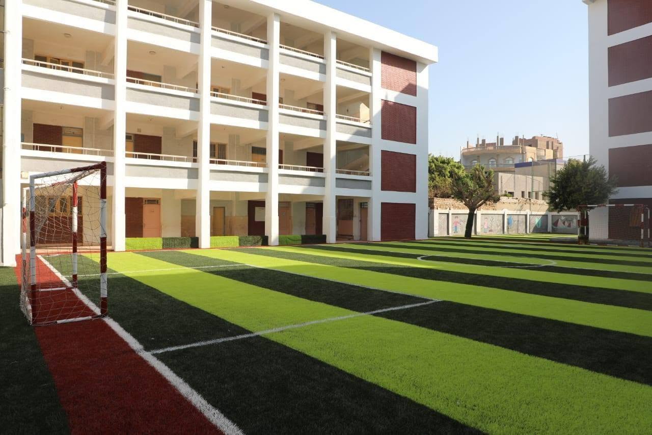 ملاعب المدارس