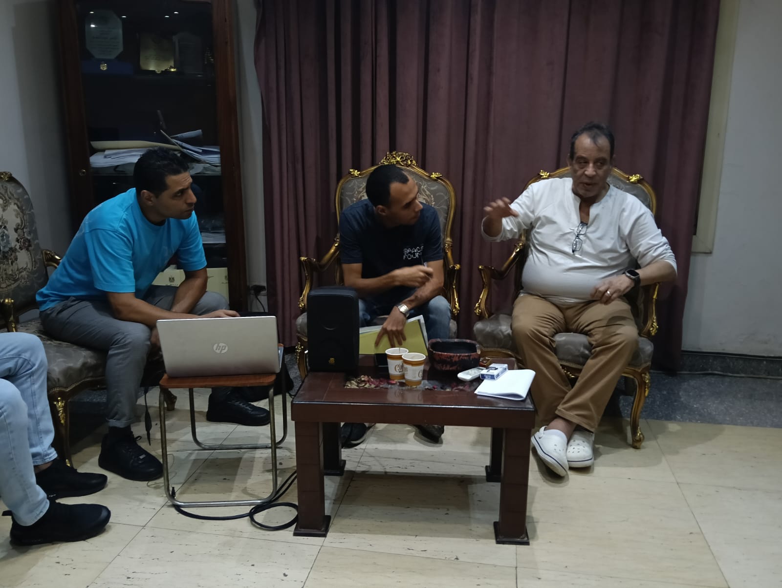 صلاح الشرنوبي من بروفات أوبريت ملحمة العبور بمسرح البالون .. صور 