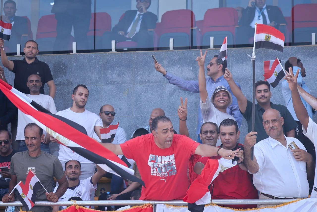 الجماهير المصرية فى الملعب
