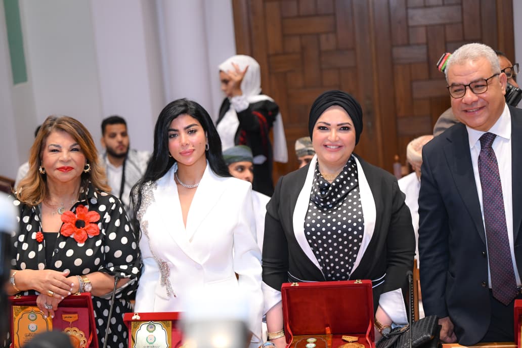 تكريم الفنانة كارولين عزمى