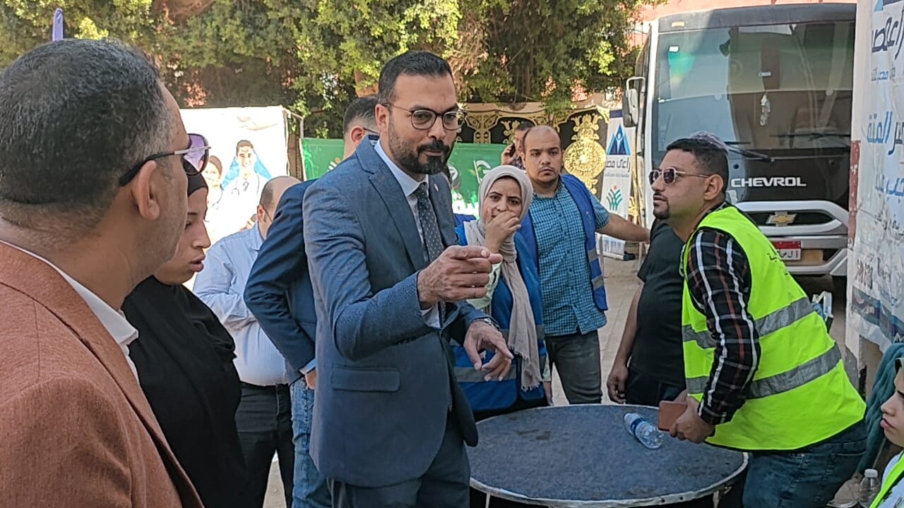 وكيل صحة سوهاج يتفقد الخدمات  المقدمة للمواطنين (4)