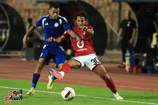 محمد هانى مع لاعب سموحه