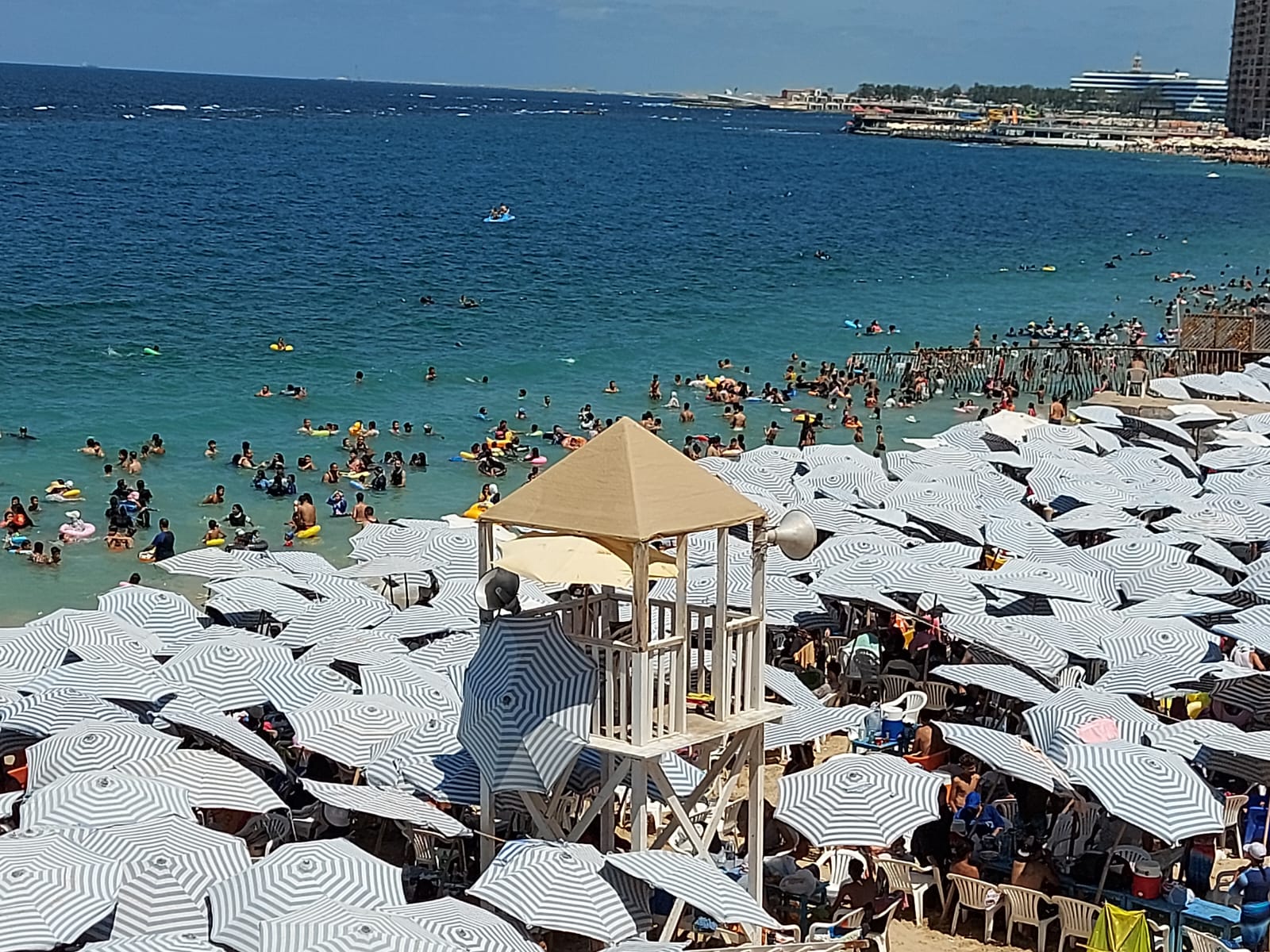 اقبال قبل المدارس