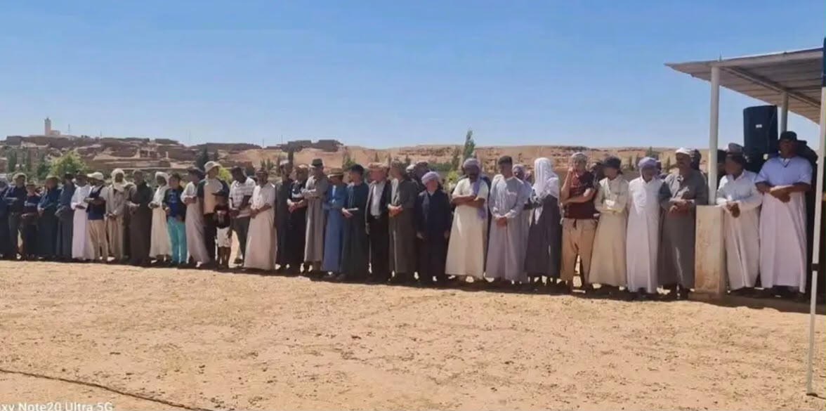 تشييع جثمان الطفل