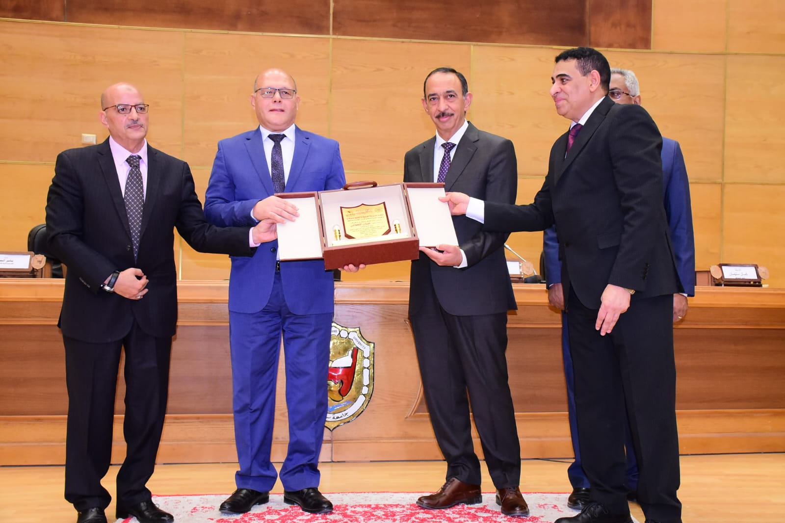 تقديم الدروع