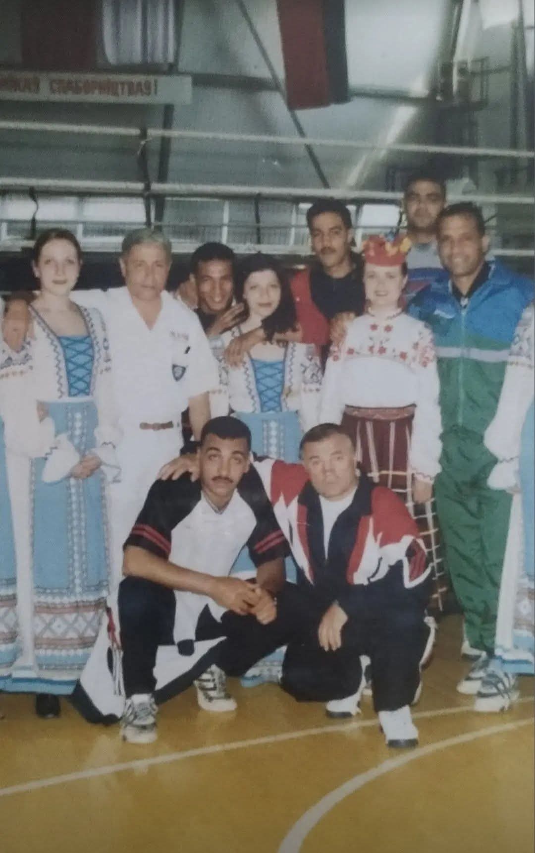صورة للاعب عمرو مصطفي باحدي البطولات