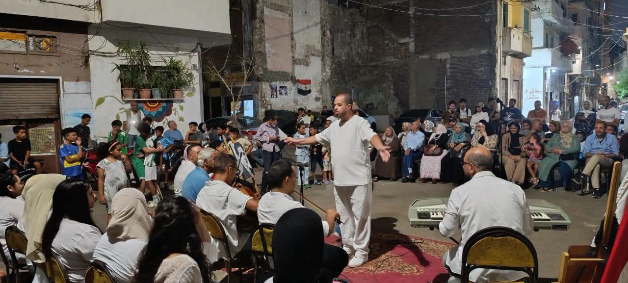 احياء ذكى الفنان بمسقط رأسه