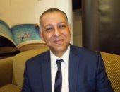 الدكتور محمود البتانونى أستاذ الأمراض الصدرية بطب القاهرة 