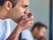 أسباب رائحة الفم الكريهة وطرق فعالة لعلاجها